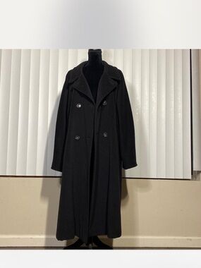 MaxMara Black 100% Wool Coat